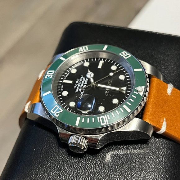 Seiko kermit/starbucks Submariner Mod Automatic Watch 40mm diameter brown strap - Picture 2 of 3